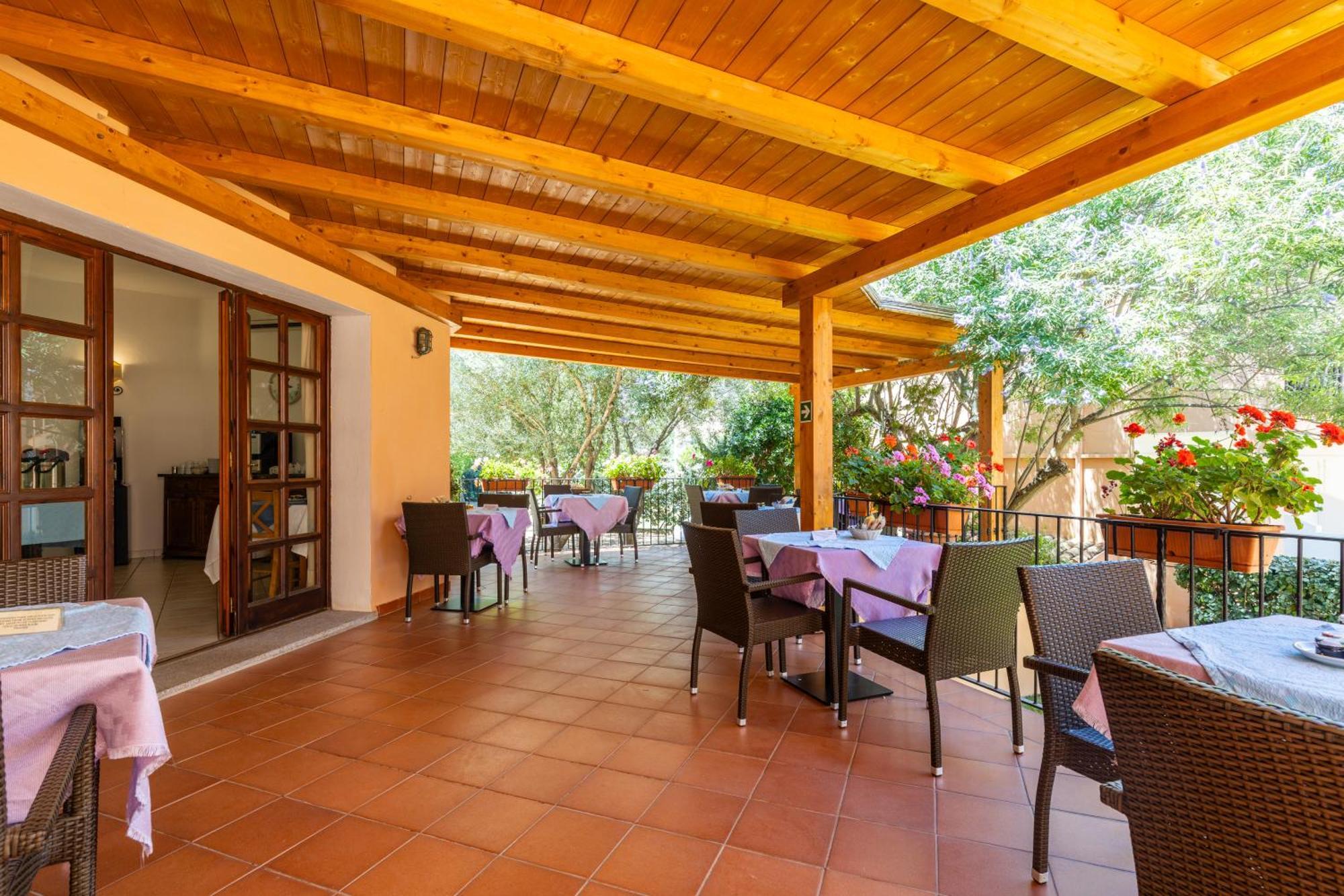 Hotel Piccolo Pevero Porto Cervo Exterior photo